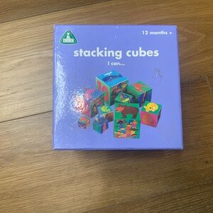 Early Learning Center 10 Stacking Cubes.